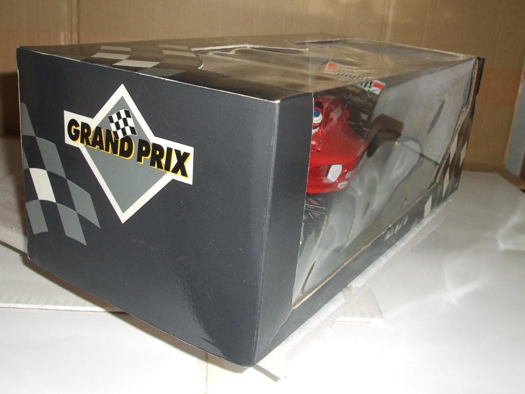 ミニチャンプス　１／１８　フェラーリ　４１２　T1　ジャン・アレジ　＃２７