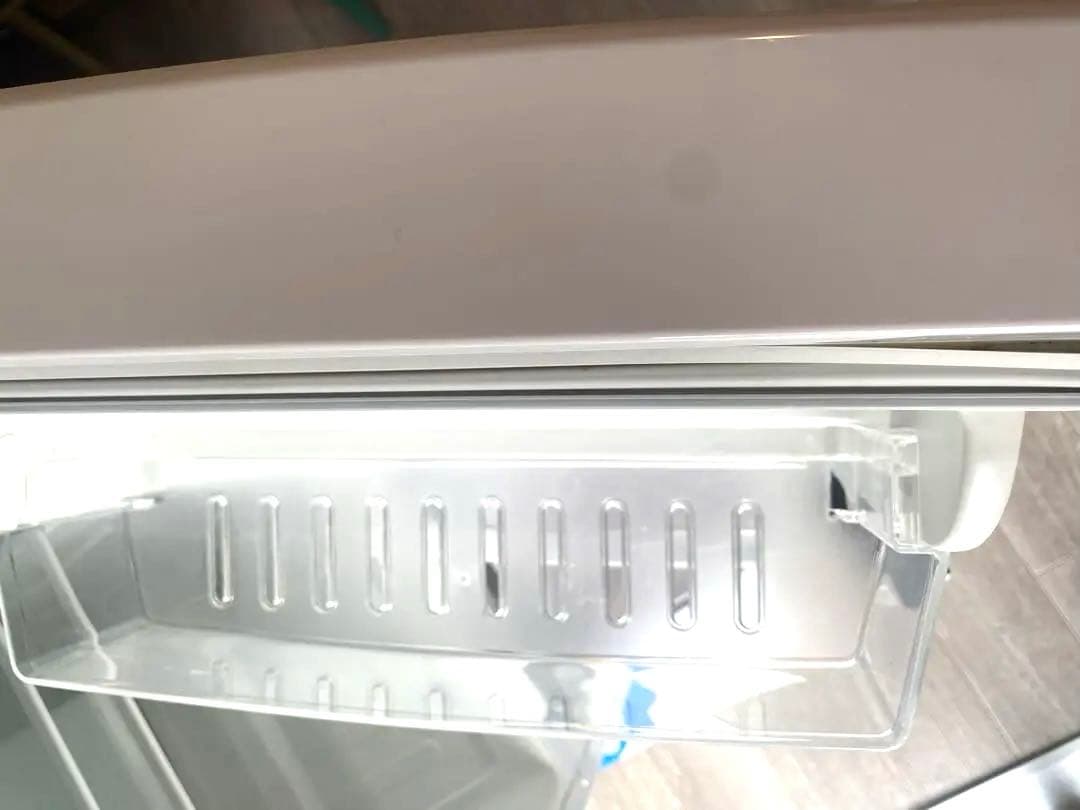 【送料込み】Hisense 冷蔵庫 冷凍庫　ホワイト