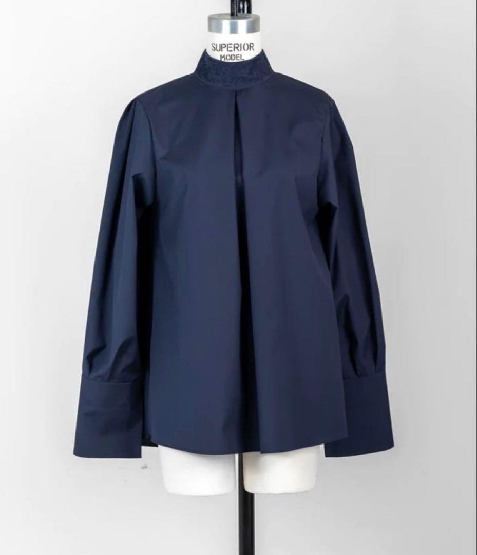 deres blooming embroidery blouse ネイビー　刺繍