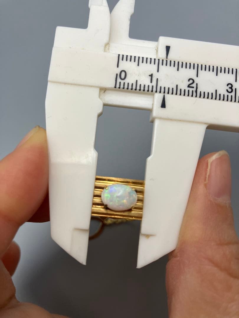 ラッコ⭐️ ネクタイピン　k18 オパール