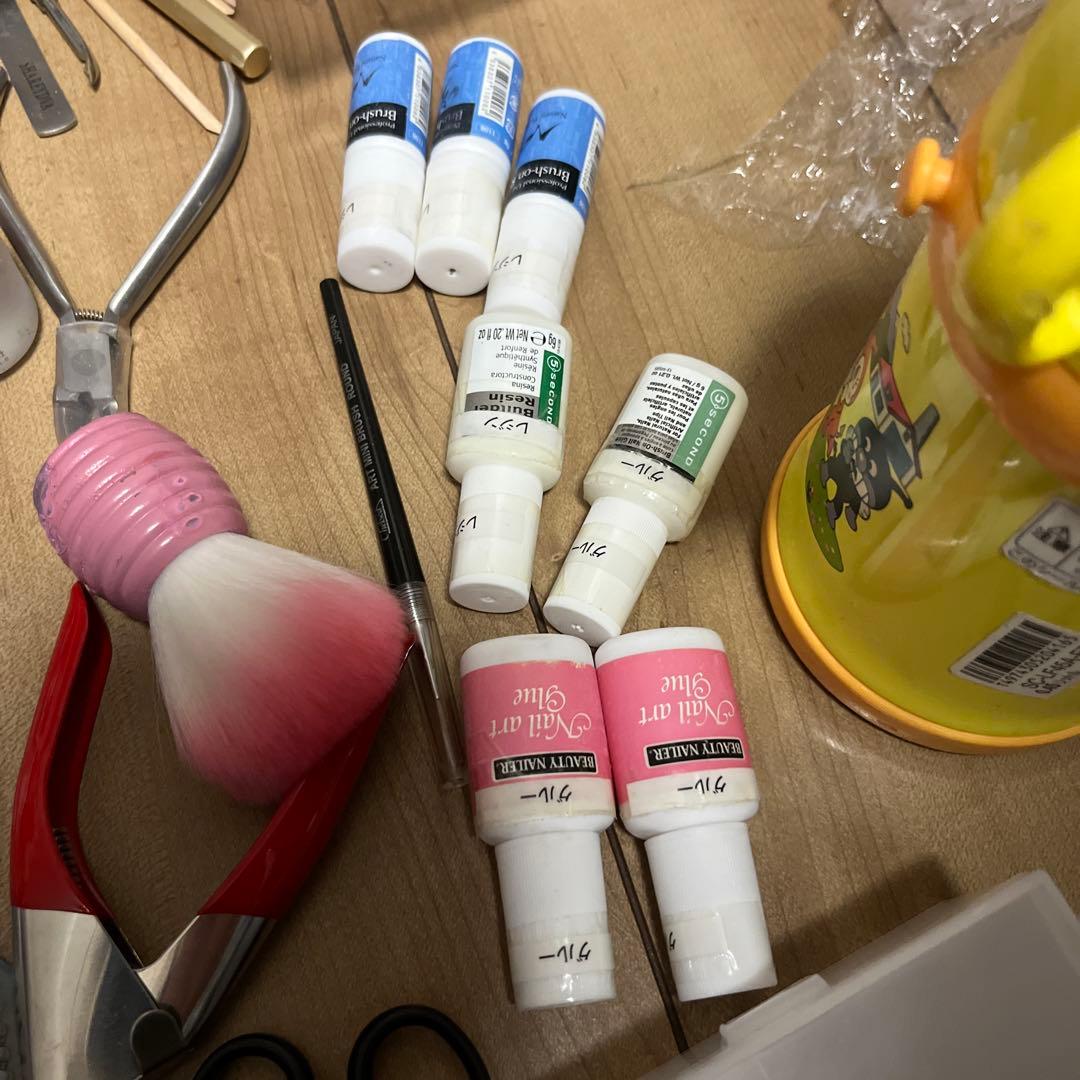 ネイルライトなしで、5000円値下げ、ブランド品ネイルアート用品セット検定対応品