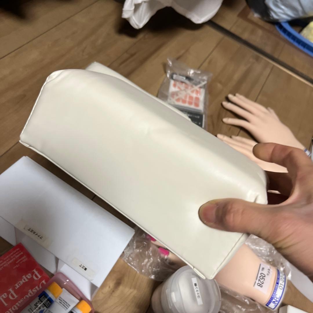 ネイルライトなしで、5000円値下げ、ブランド品ネイルアート用品セット検定対応品