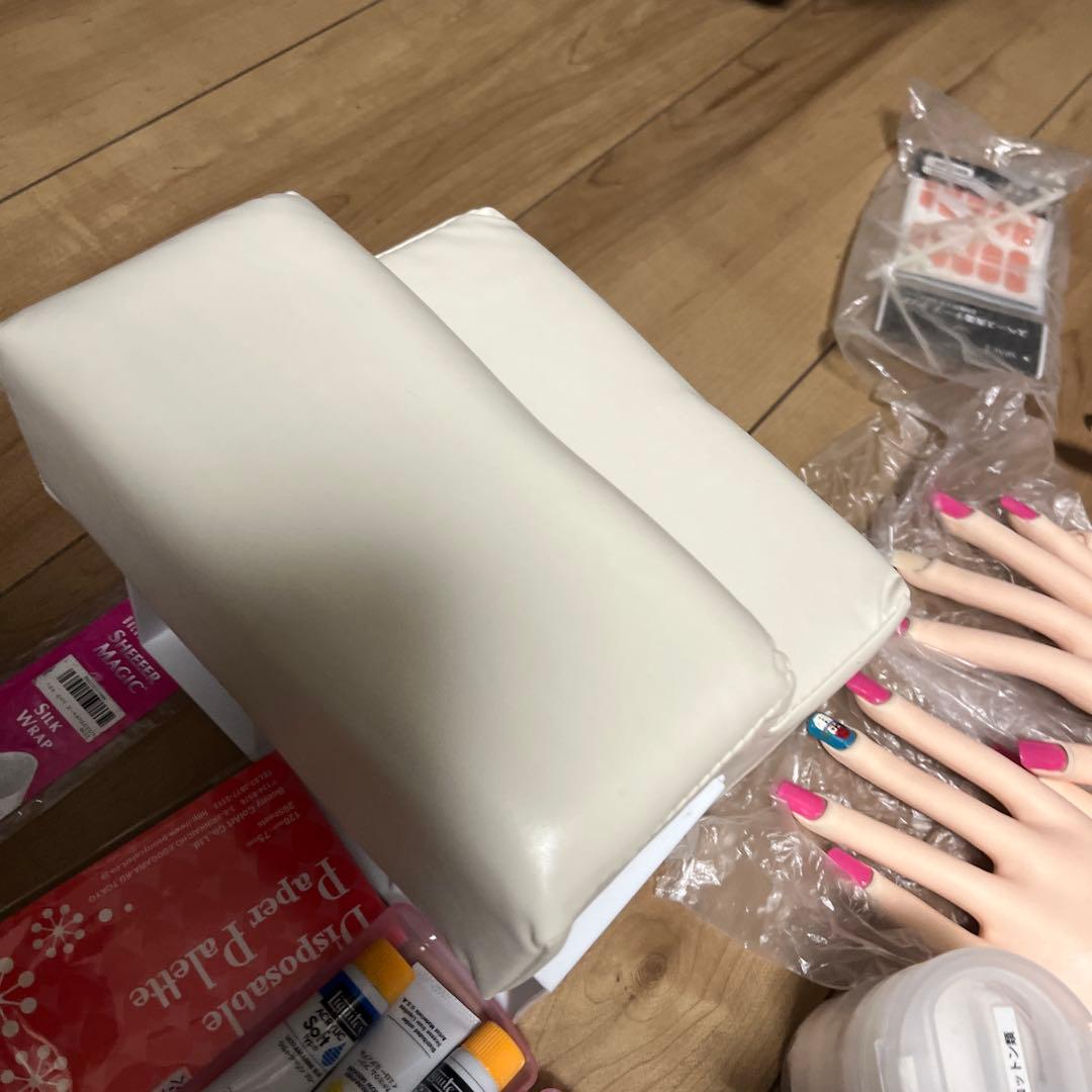 ネイルライトなしで、5000円値下げ、ブランド品ネイルアート用品セット検定対応品