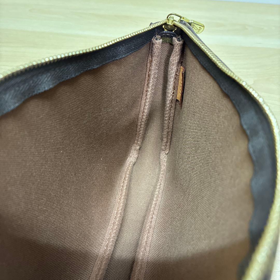 ルイヴィトン　モノグラム　アクセサリーポーチ　ミニバッグ　アクセソワール