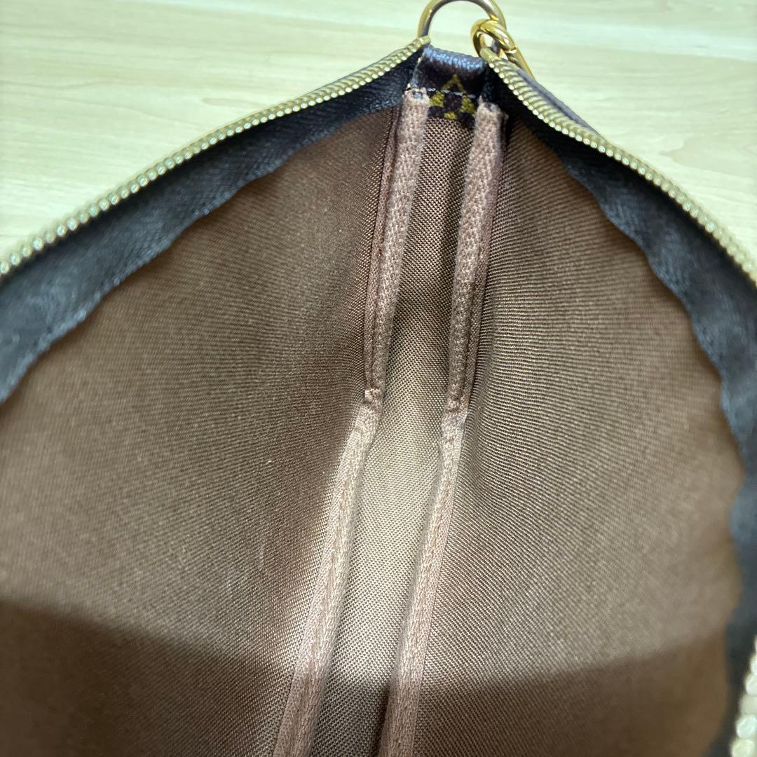 ルイヴィトン　モノグラム　アクセサリーポーチ　ミニバッグ　アクセソワール