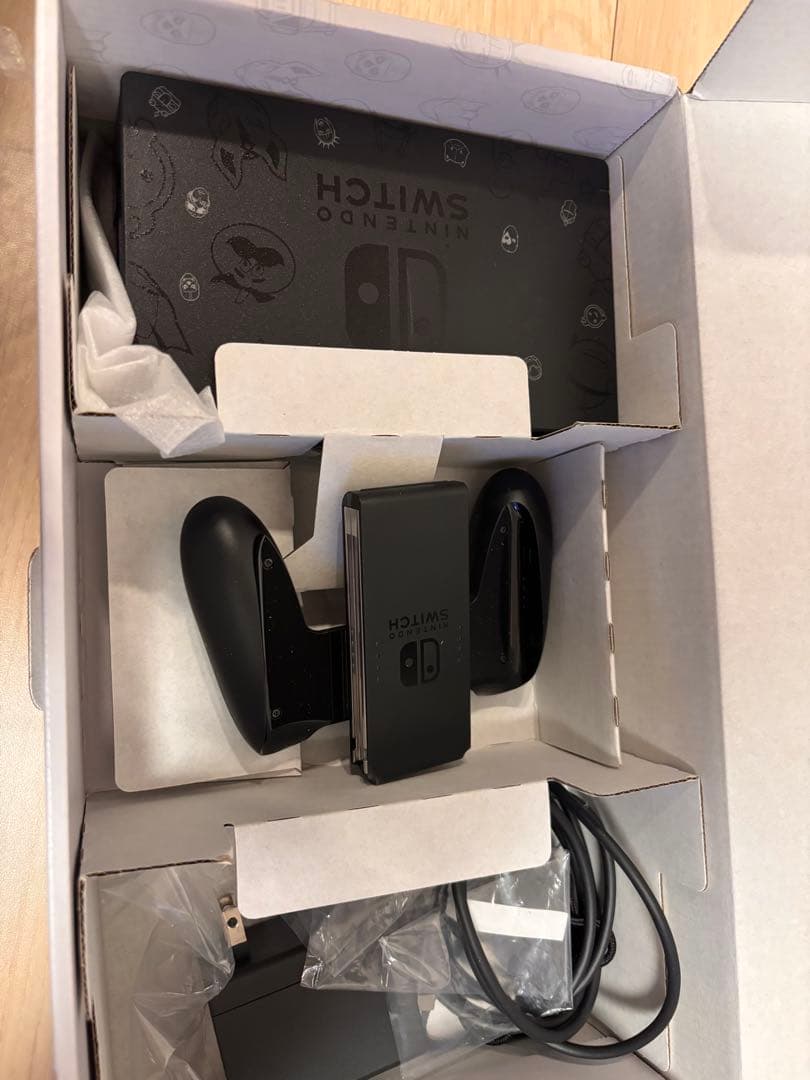 Nintendo Switch 本体　フォートナイト同梱版