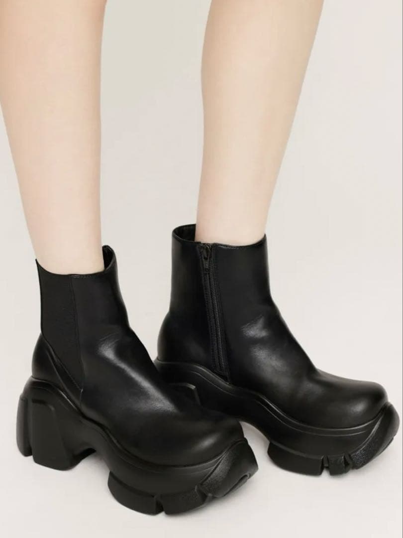 SLY COLOR SOLE SHORT ブーツ