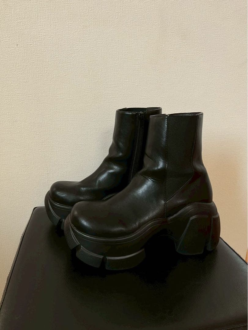 SLY COLOR SOLE SHORT ブーツ