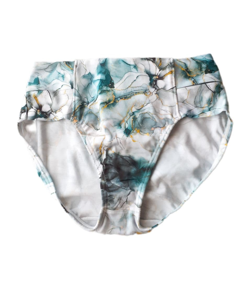 MARUKO　水着　C70M　ビキニセット　補正下着