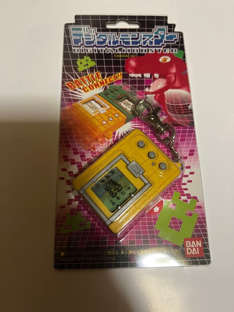 BANDAI 初代デジタルモンスター イエロー