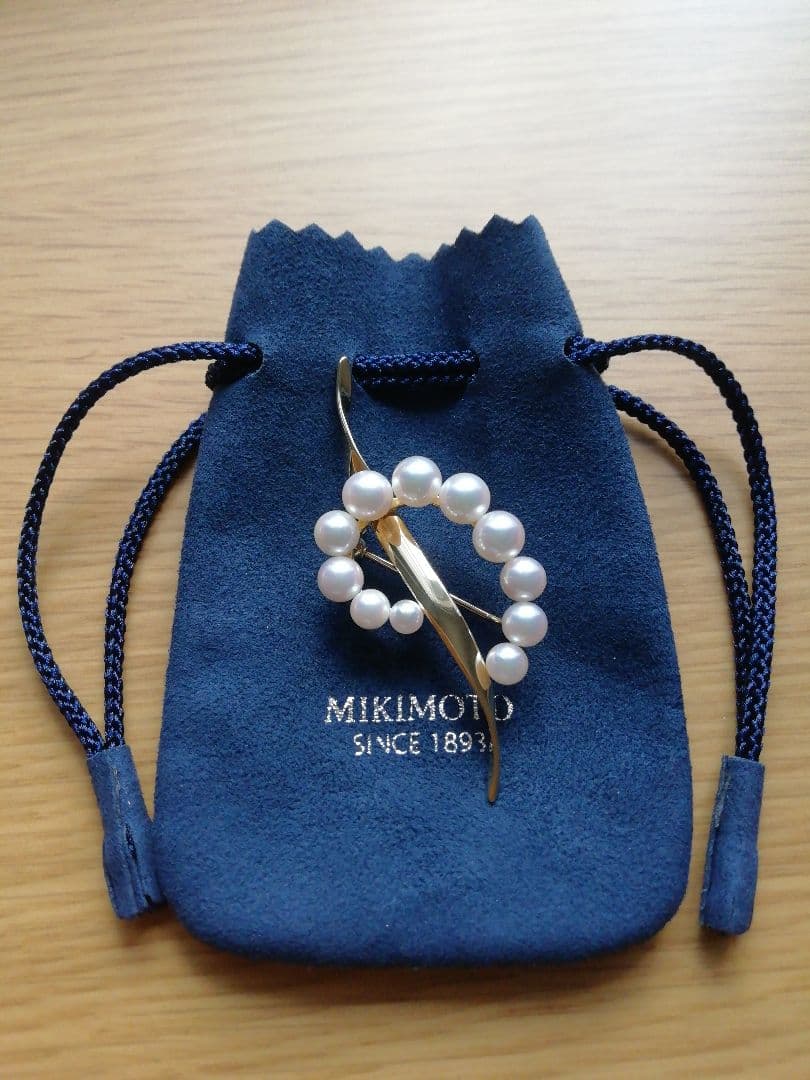 ミキモトブローチk18イエローゴールド愛子様着用✾問い合わせ殺到完売品
