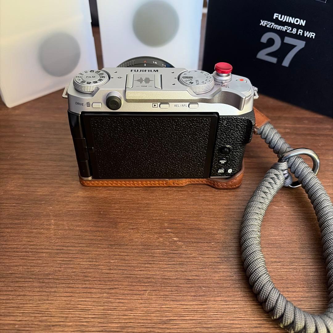 【美品】FUJIFILM X-M5 XF27mmF2.8 R WR その他おまけ