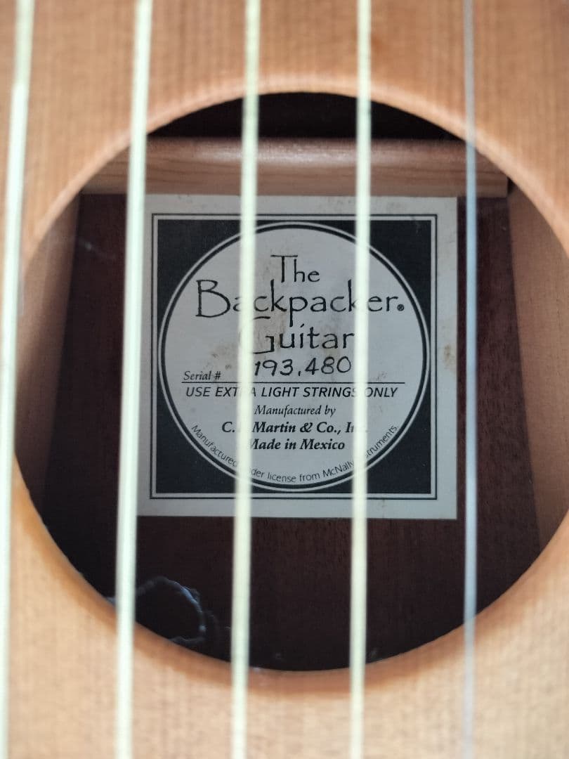Martin　マーティン　バックパッカー　ギター