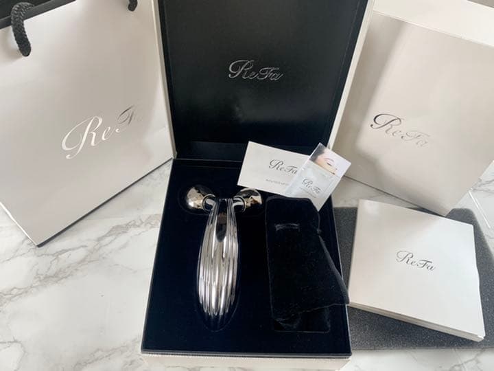 【ほぼ新品未使用】ReFa 美顔ローラー リファカラットレイ