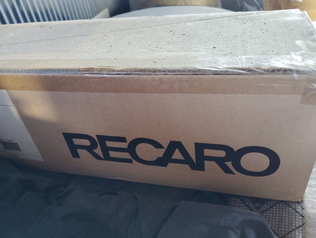 専用RECARO RMS 2700G ＋Valisクーリングボンネット
