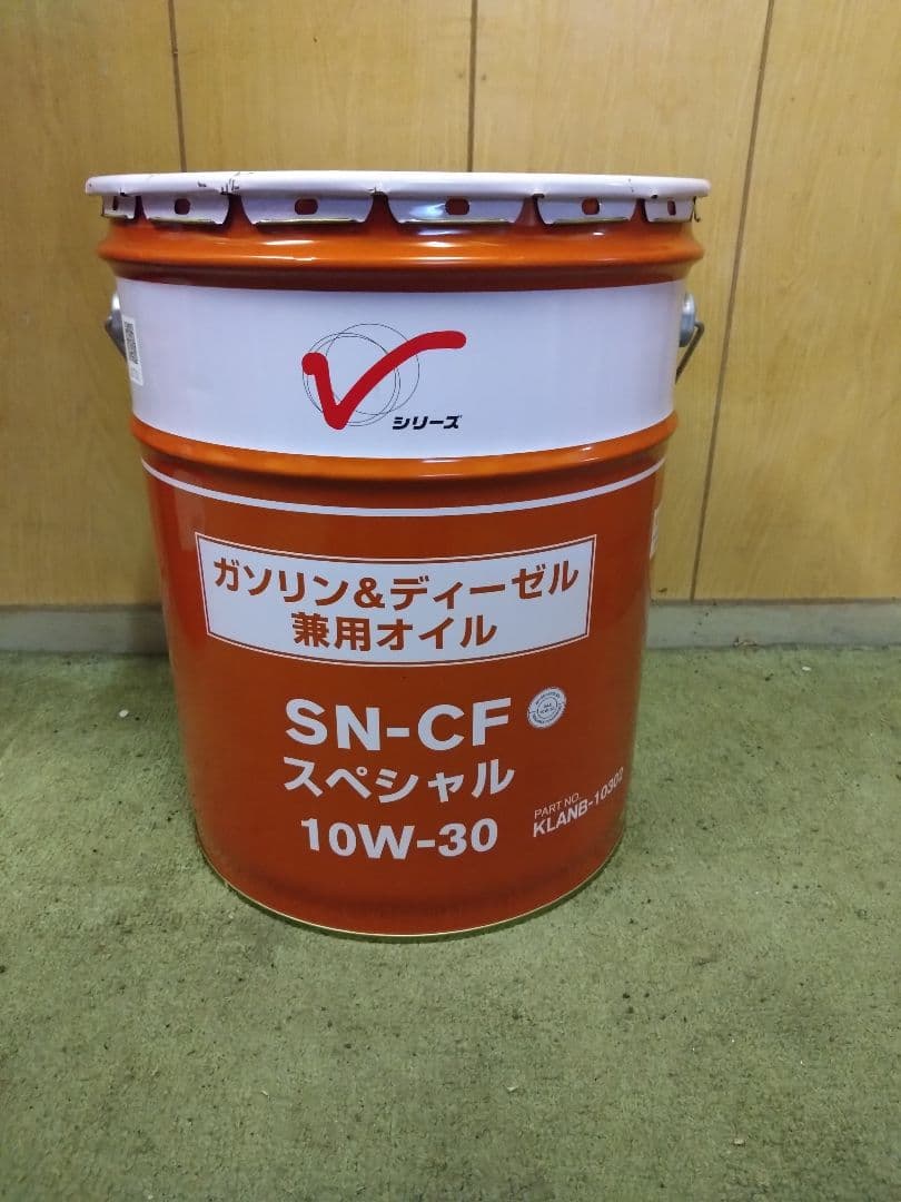 日産 ガソリン＆ディーゼル兼用オイル 10Ｗ-30 20L