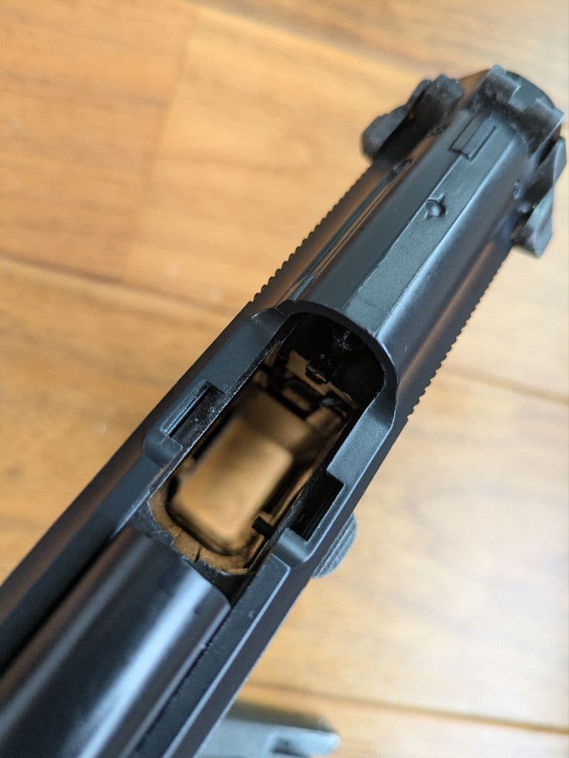 ウエスタンアームズ ベレッタ M92 ブローバックガスガン