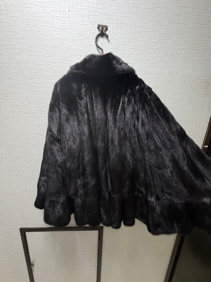 スギヤマユキヒロページSAGA MINKタグ付きのミンク毛皮ファーショール