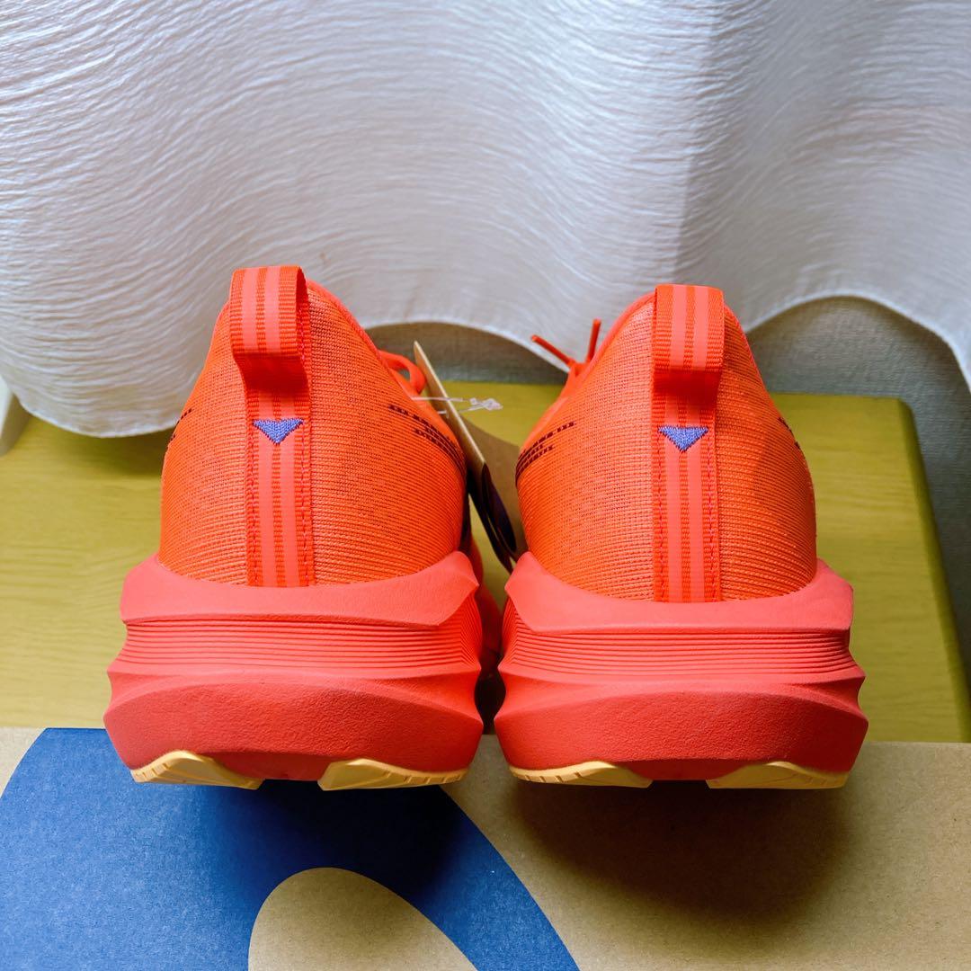 新品 ノヴァブラスト5 NOVABLAST ランニング 26.5