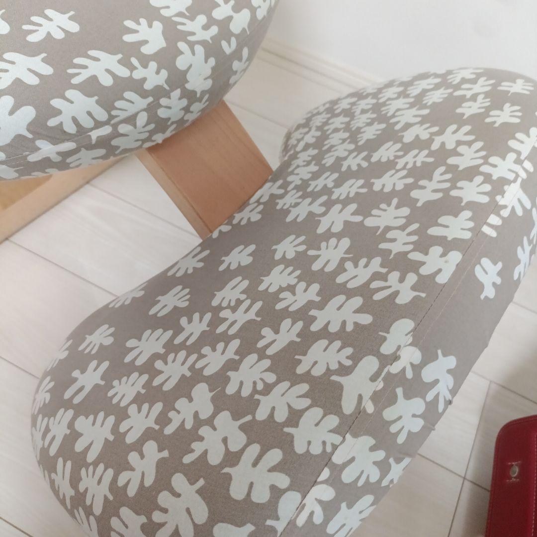 バランスイージー　姿勢矯正用クッション・学習椅子　緑