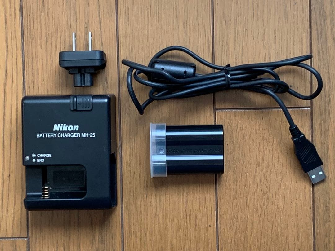 Nikon D7100 ボディ + WU1-s 付属品