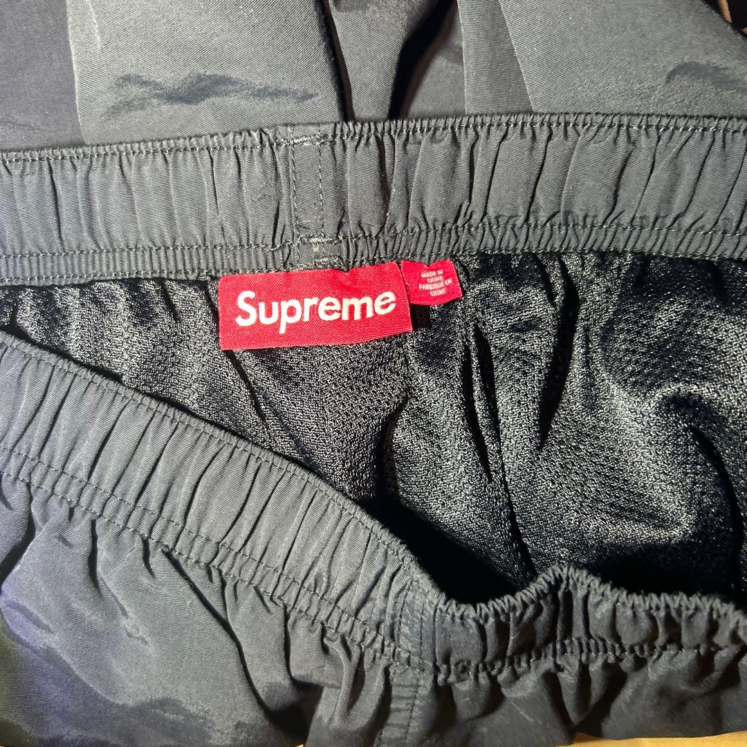 Supreme Spellout Embroidered Sサイズ