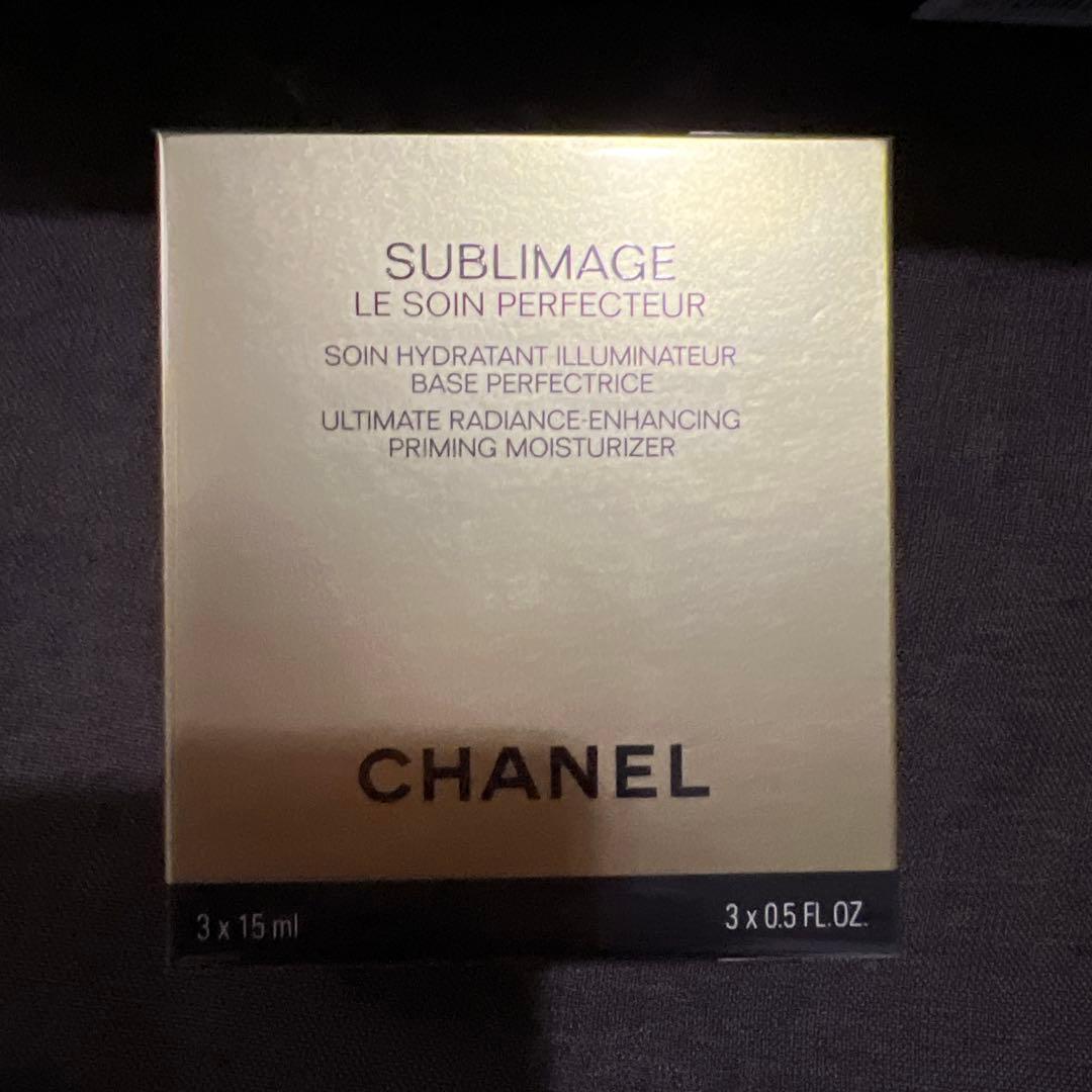 CHANEL 雑誌掲載　乳液化粧下地