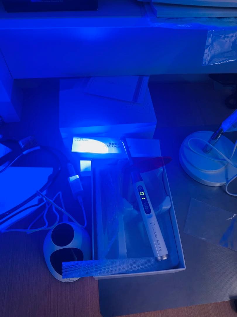 新品LED照射器歯科用硬化ライト