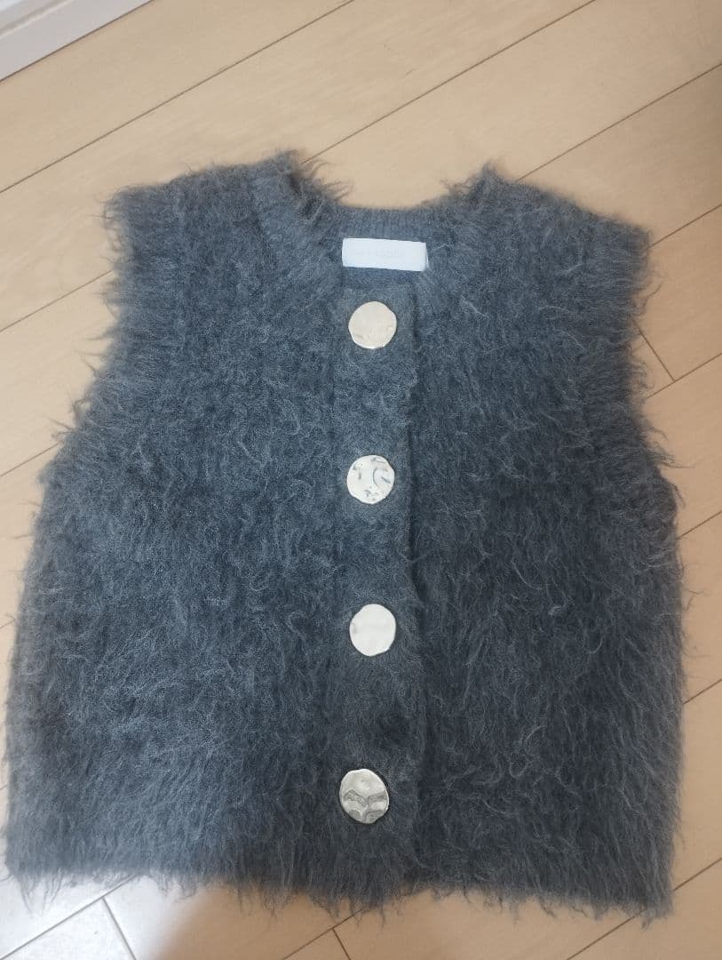 NOLLEY'S sophi　ビックボタン起毛ファーベスト