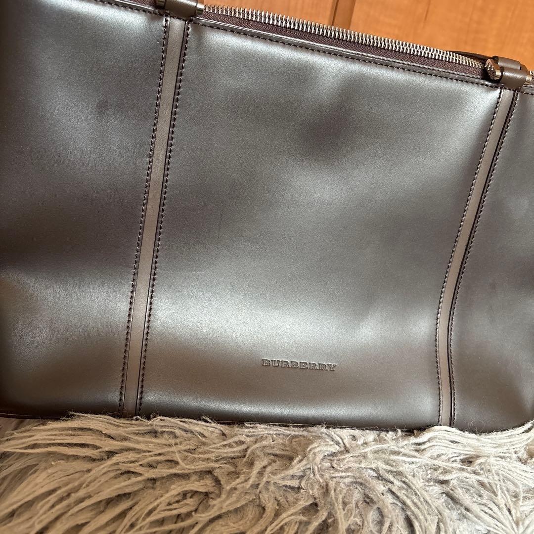 値下げしました【Burberry】ブラウンレザー ビジネスバッグ