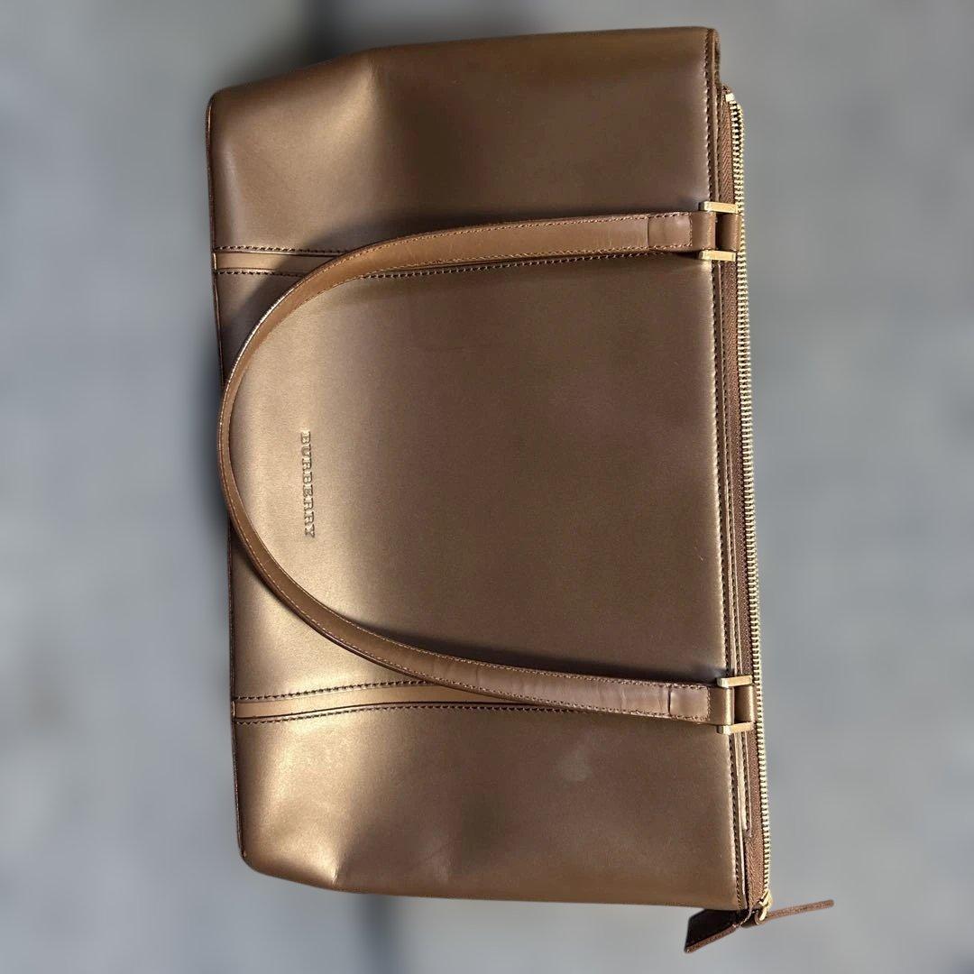 値下げしました【Burberry】ブラウンレザー ビジネスバッグ