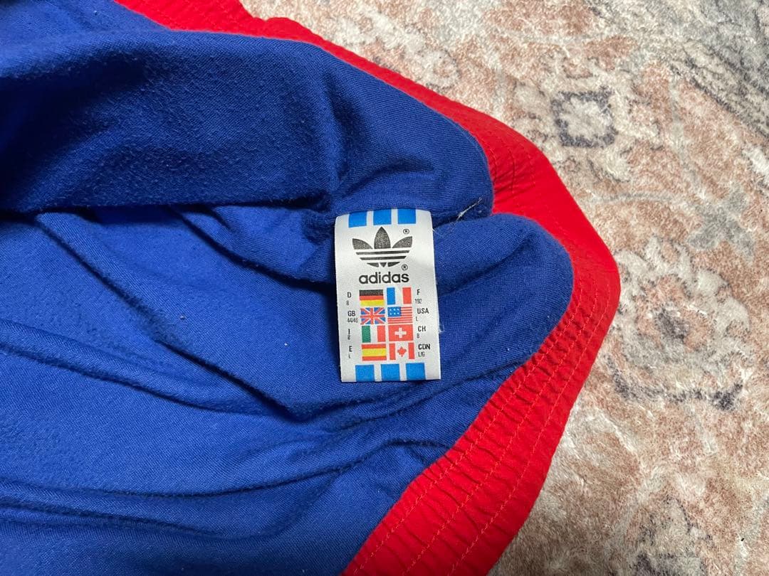 アディダス 銀タグ 万国旗タグ バイエルンミュンヘン 90s シェルジャケット