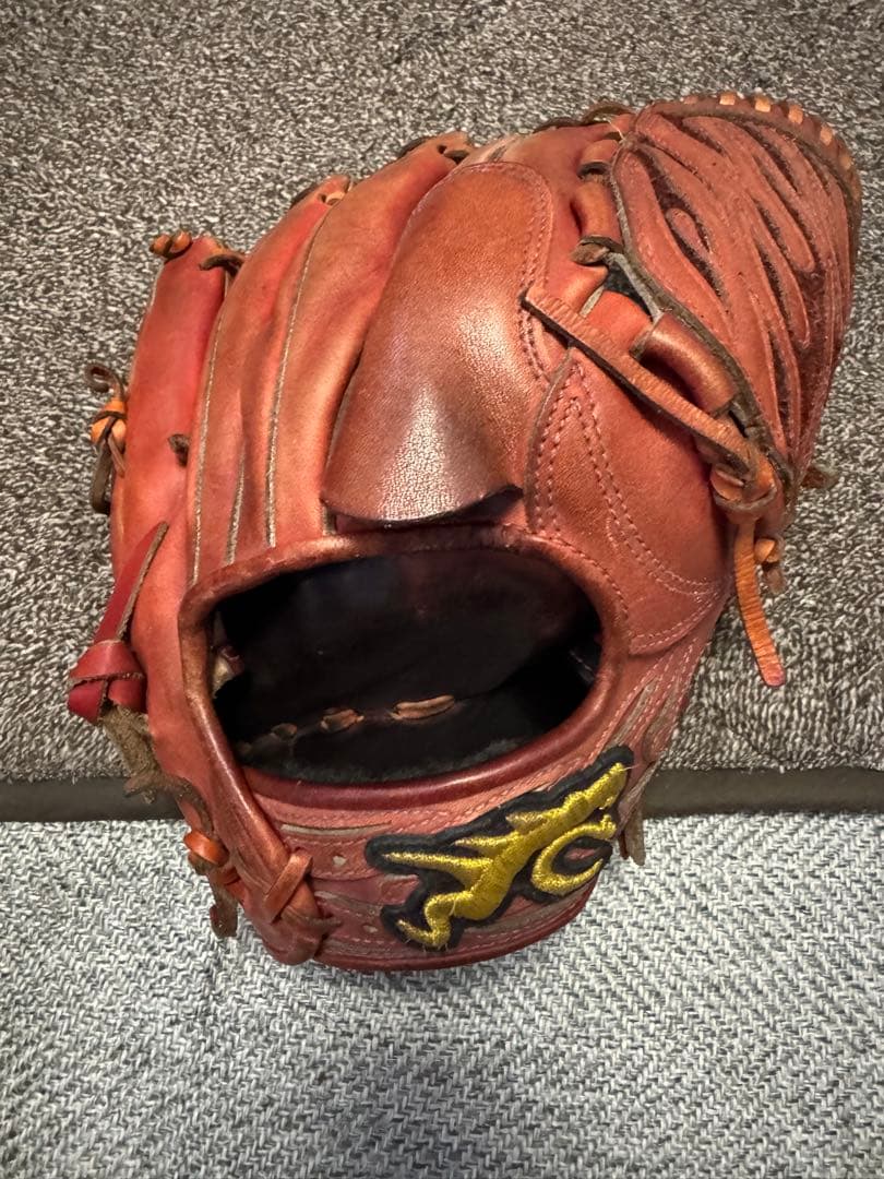 リュウ硬式野球グローブ 投手用