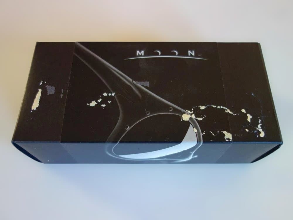 M*y様 オークリー OAKLEY MOON ムーン