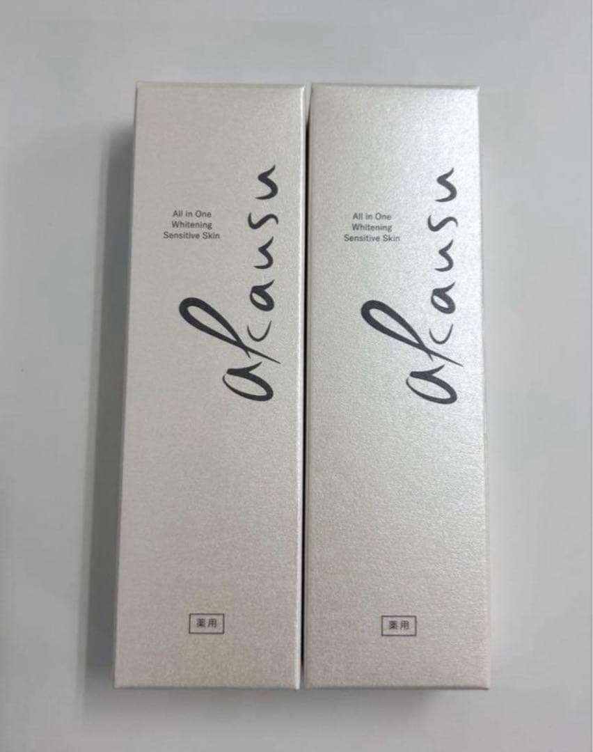 akausu アカウス 薬用レッドネスリリーフゲル ホワイトニングゲル