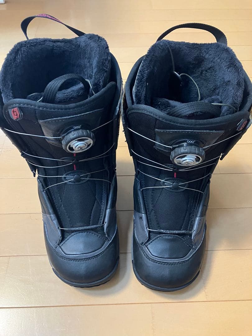 スノーボードブーツ 女性用 ブラック