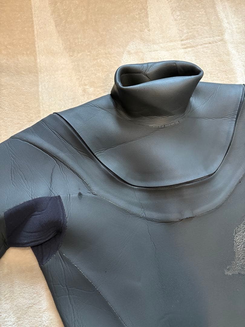 限定値下中★アックスクラッシック セミドライ3ミリ Lサイズ相当