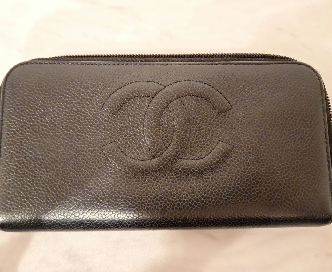 ★CHANEL キャビアスキン長財布★