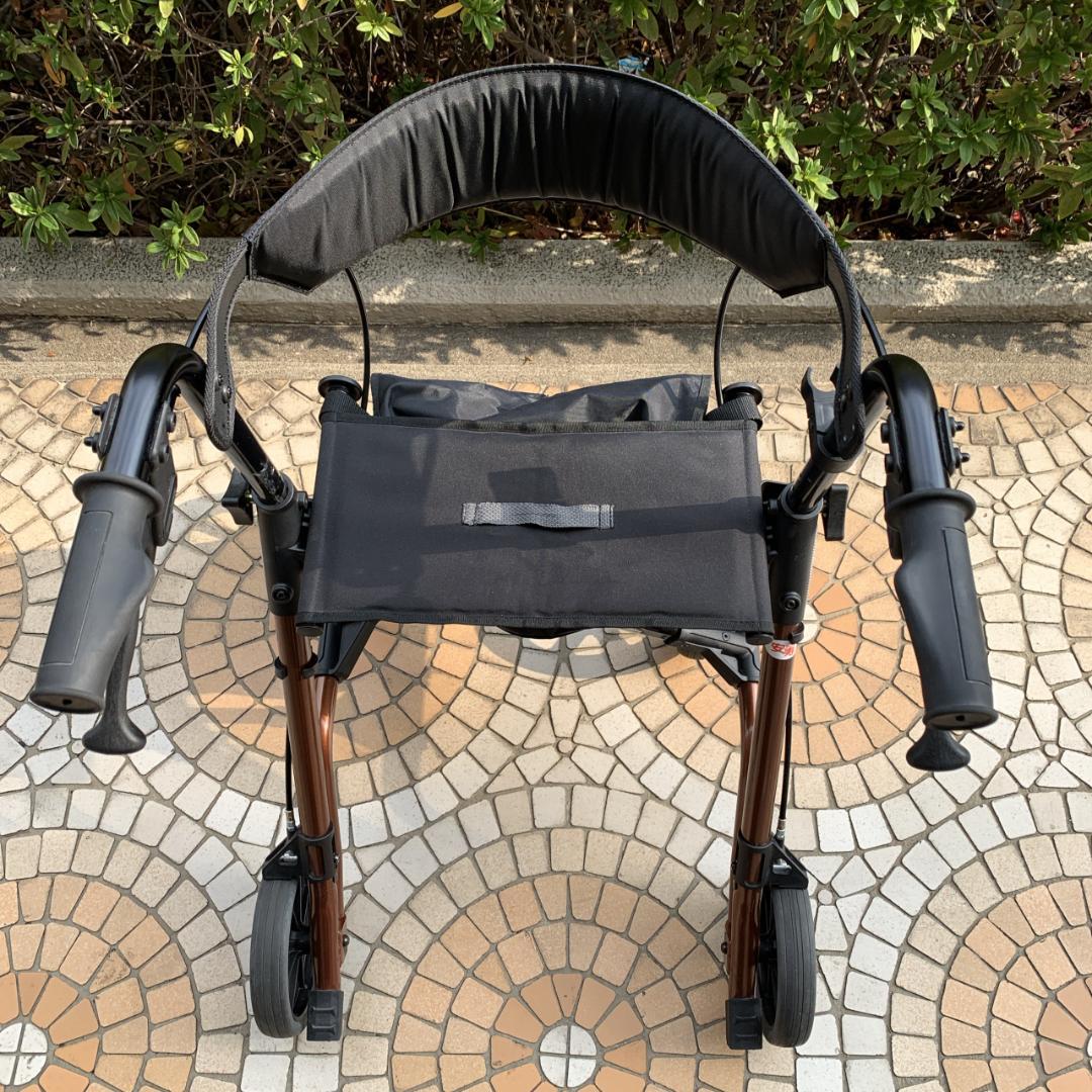 全国送料無料　アロン化成　安寿　折り畳み　歩行車　トライリンク　歩行器　歩行補助