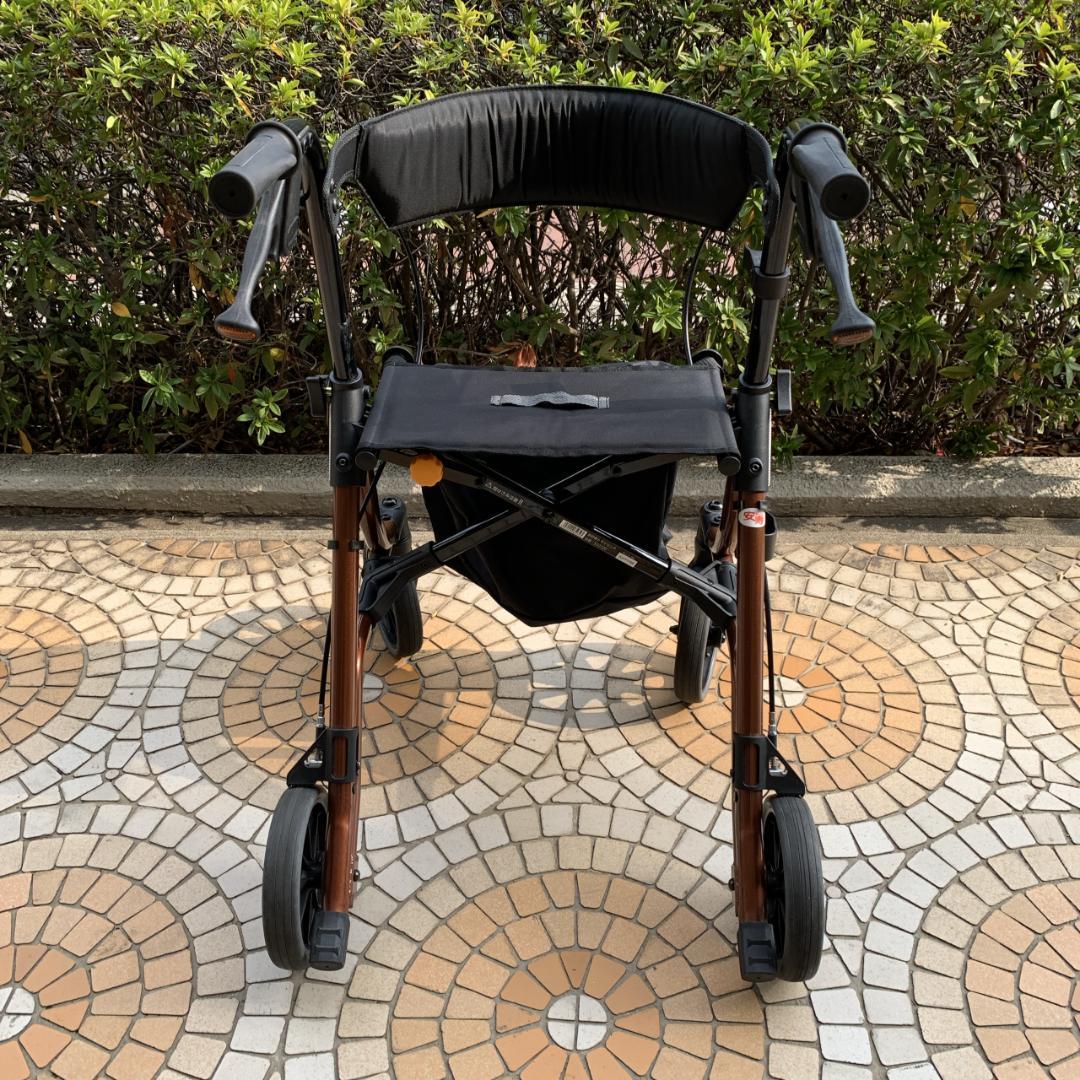 全国送料無料　アロン化成　安寿　折り畳み　歩行車　トライリンク　歩行器　歩行補助