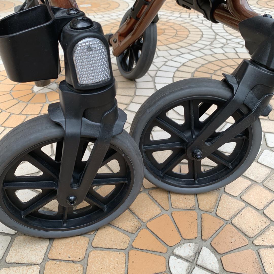 全国送料無料　アロン化成　安寿　折り畳み　歩行車　トライリンク　歩行器　歩行補助