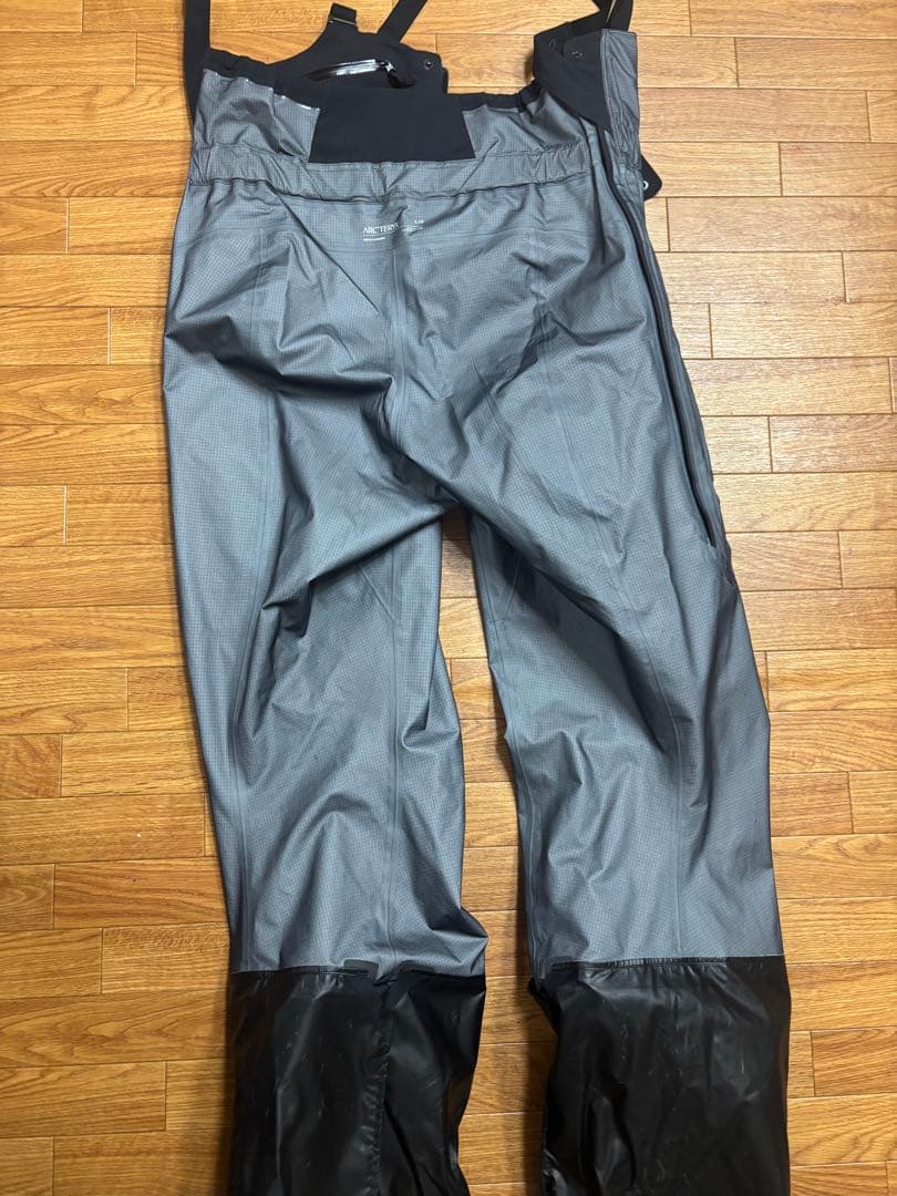 Arc'teryx stinger bib pants 廃盤モデルアークテリクス
