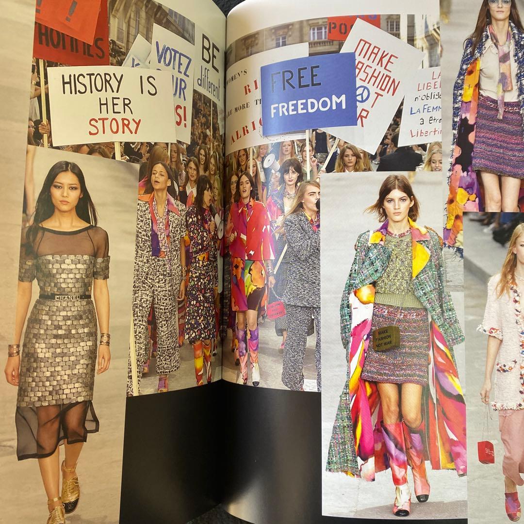 CHANEL CATWALK 全コレクション集 ルックブック　カタログ