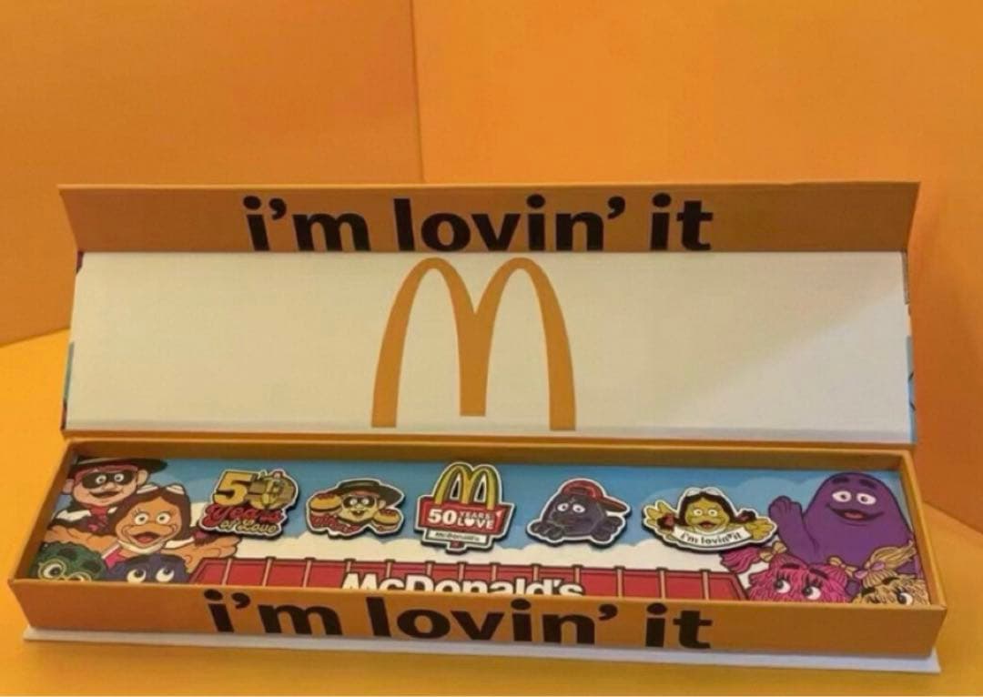 マクドナルド 50週年香港限定　バッジ　ボックス　コレクション　日本未発売