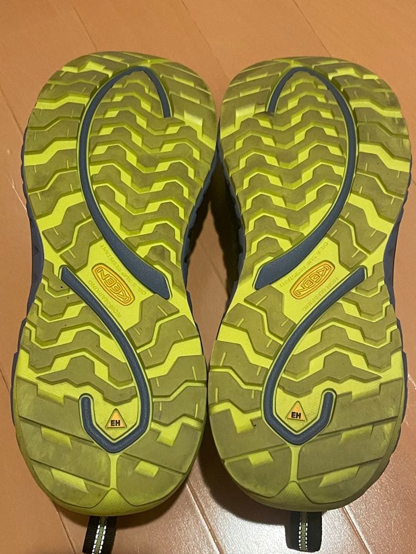 キーン　keen アルヴァダ ワークシューズ　安全靴　27センチ