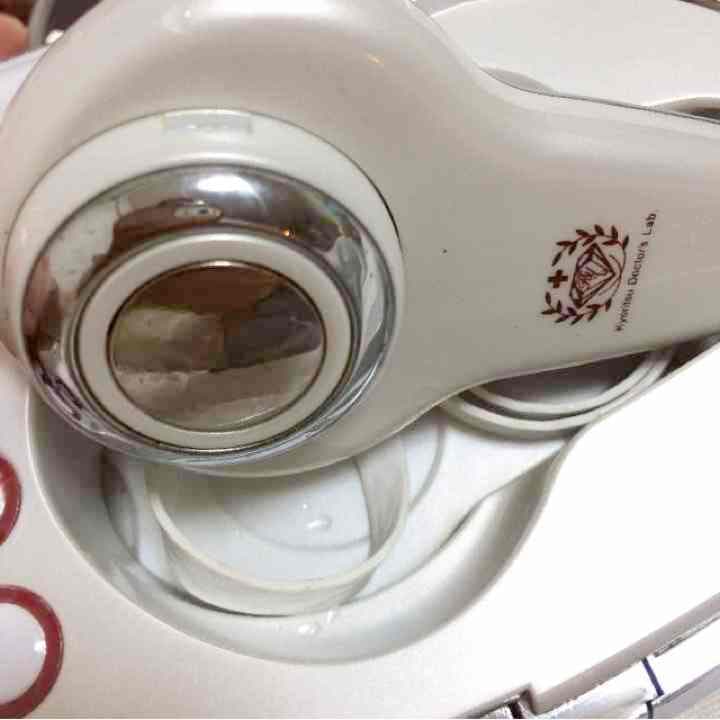 共立美容外科監修プロ用美顔器 旅行にも！