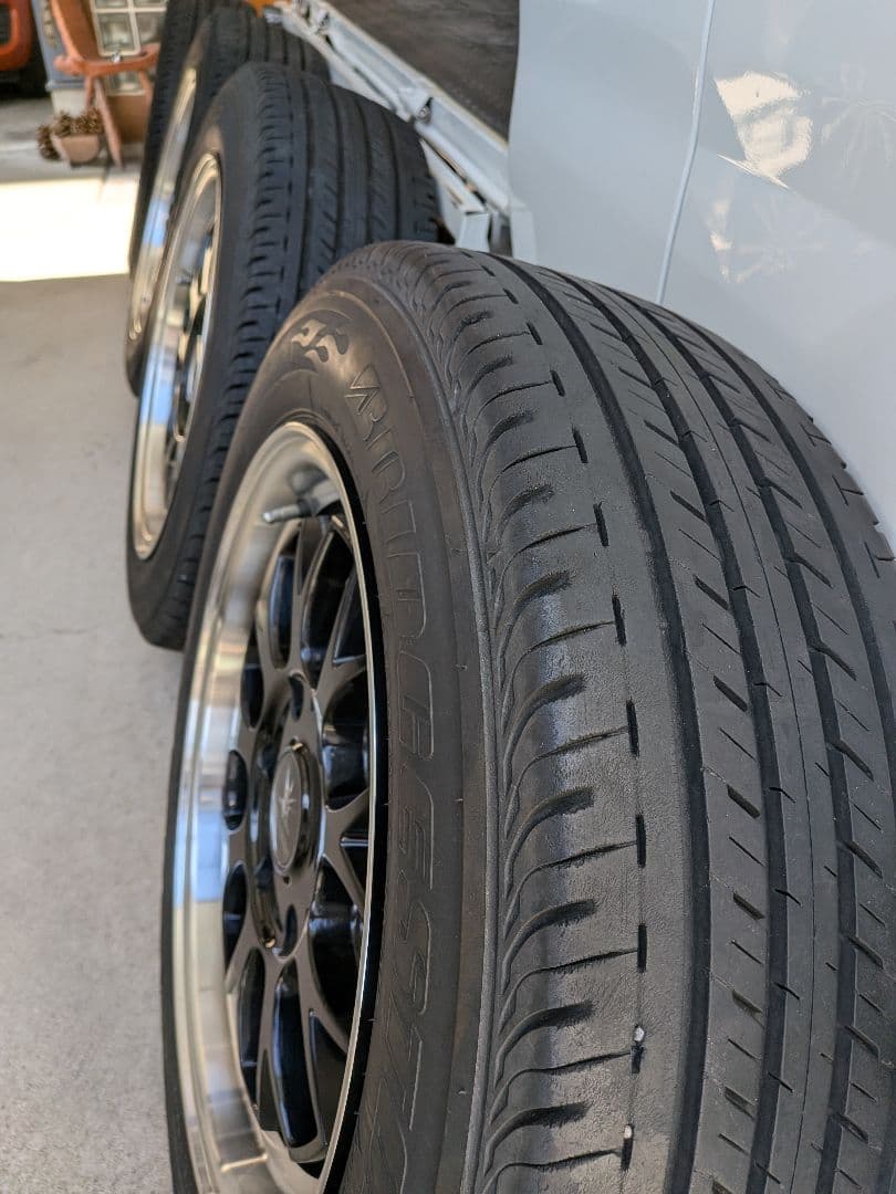 17インチ ホイールセット ハイエース