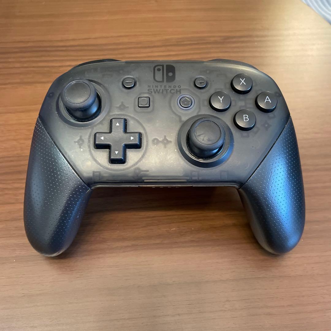 Nintendo Switch 本体＋ ソフト4本 ＋ 純正プロコンセット