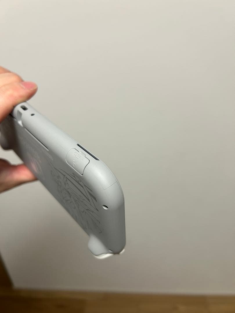 Nintendo Switch Lite ソード&シールドver