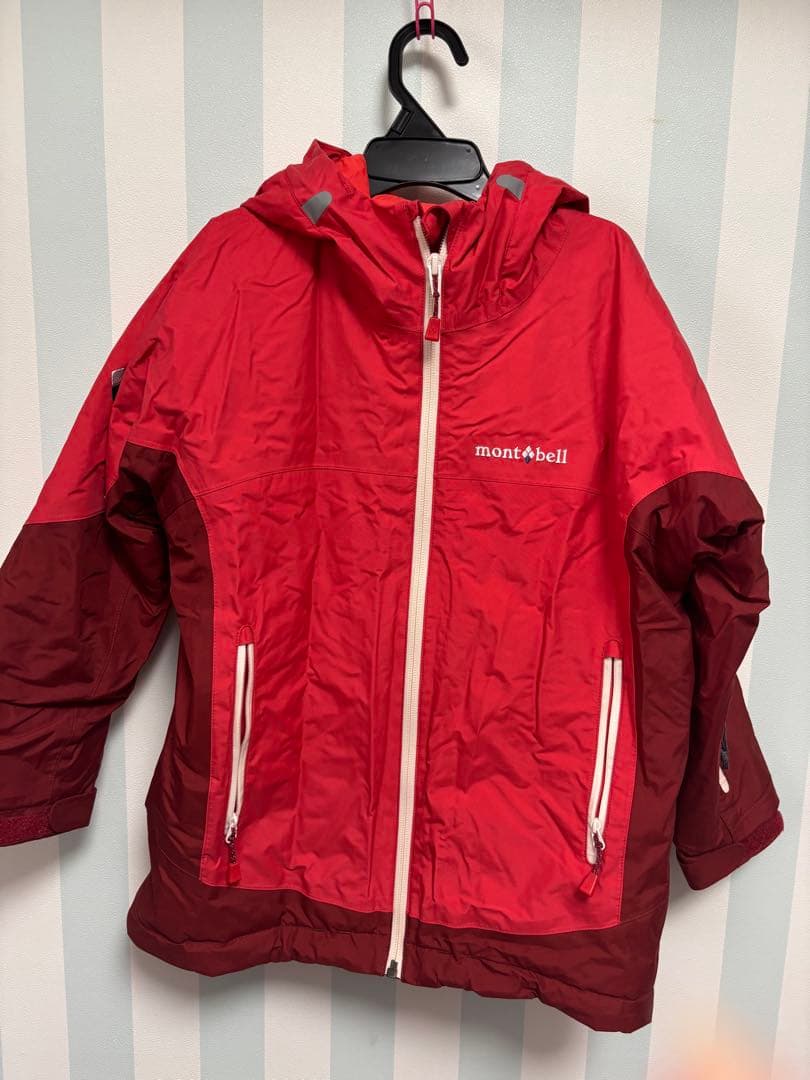 美品☆montbell 子供用レッドジャケット 130